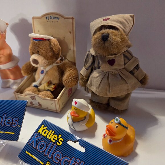 Nurse's Collectible Set of Novelty Items - Picture 3 of 6